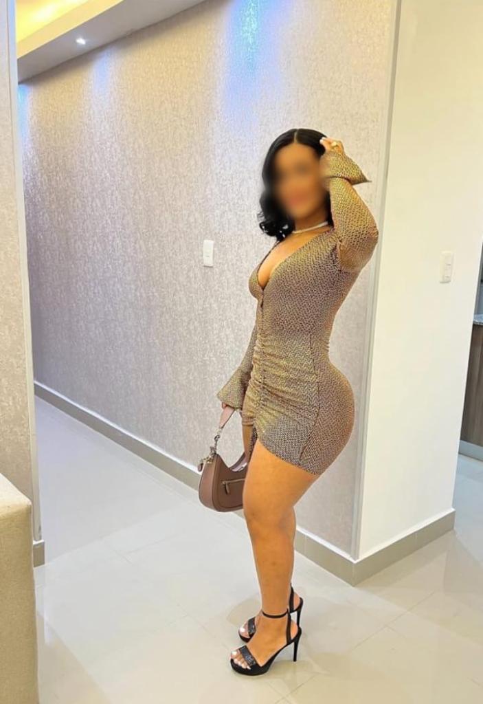 Chica busca chico en Granada: 
