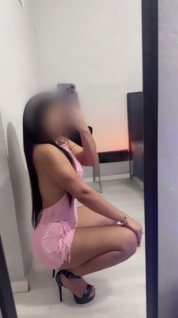 Chica busca chico en Barcelona: 