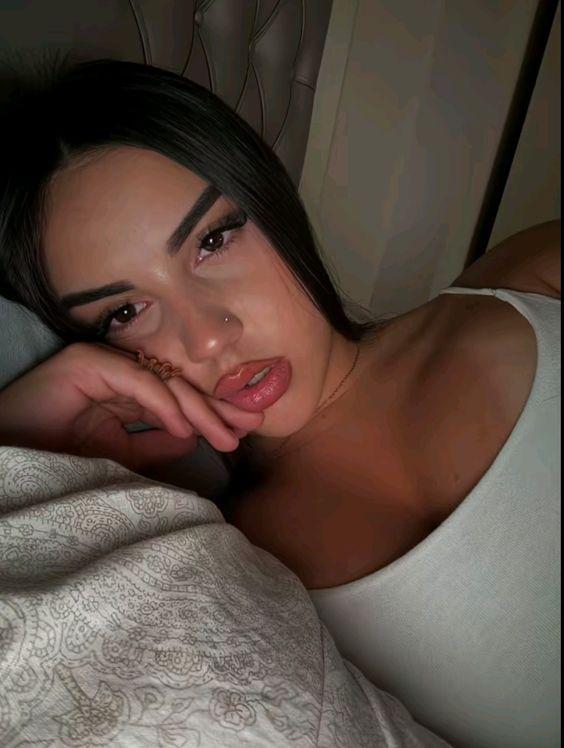 Chica busca chico en Menorca: 