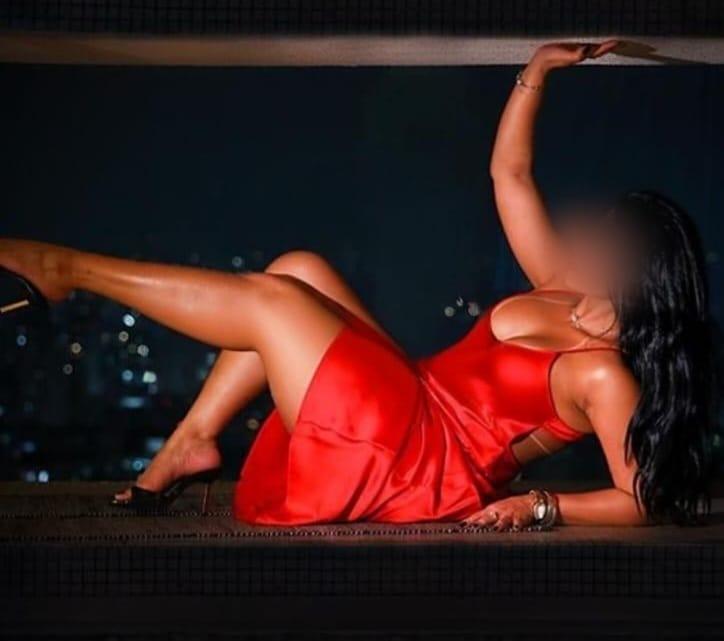 Chica busca chico en Murcia: 