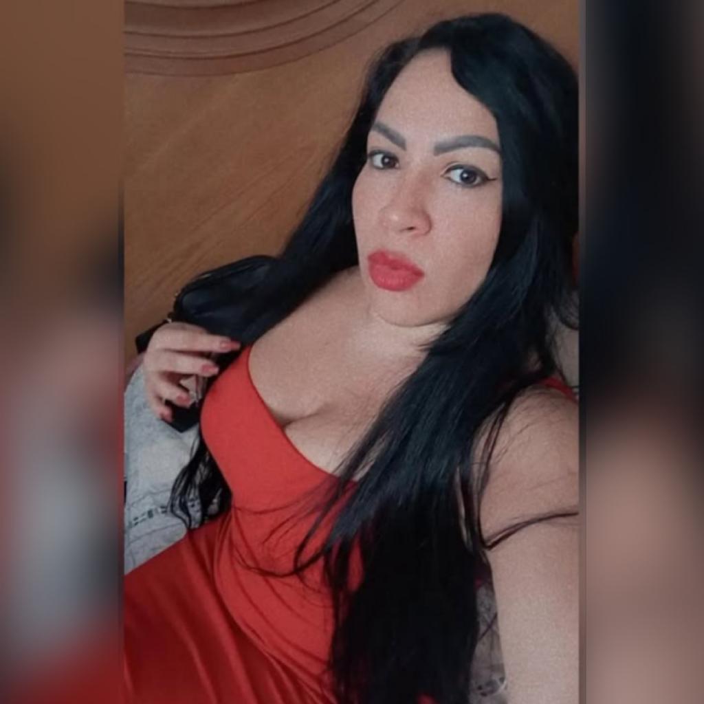 Chica busca chico en Tenerife: 
