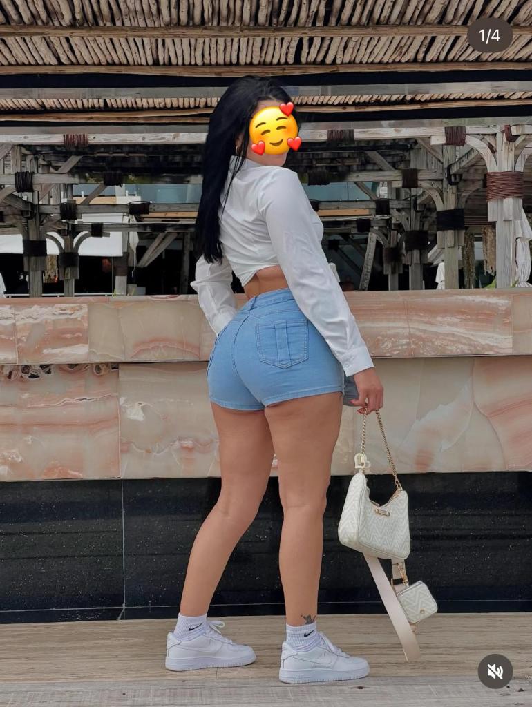 Chica busca chico en Tenerife: 