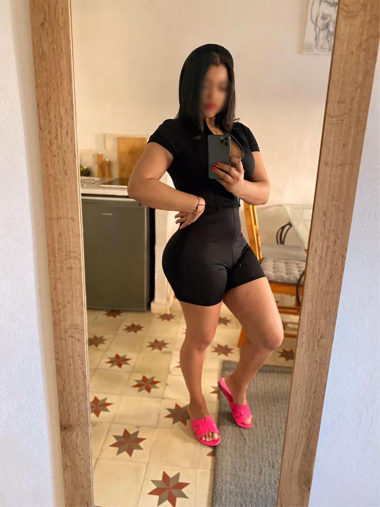Chica busca chico en Cádiz: Chica busca chico