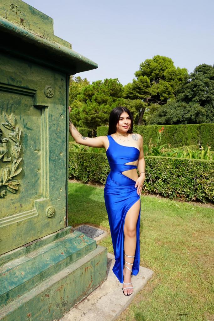 Chica busca chico en Valencia: Chica busca chico