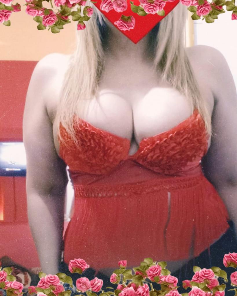 Chica busca chico en Almería: 