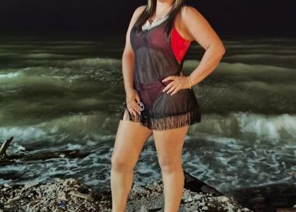 614454184: Chica busca chico en Sevilla