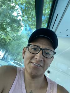 667284258: Chico busca chica en Alicante