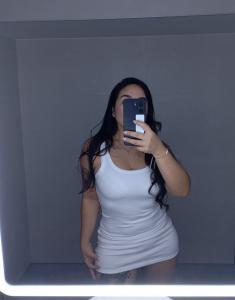 634832124: Chica busca chico en Tenerife