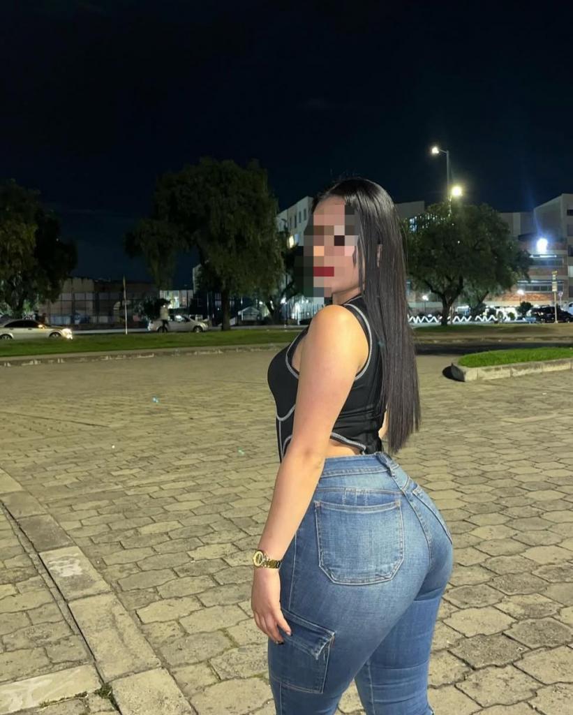 Chica busca chico en Orense: 