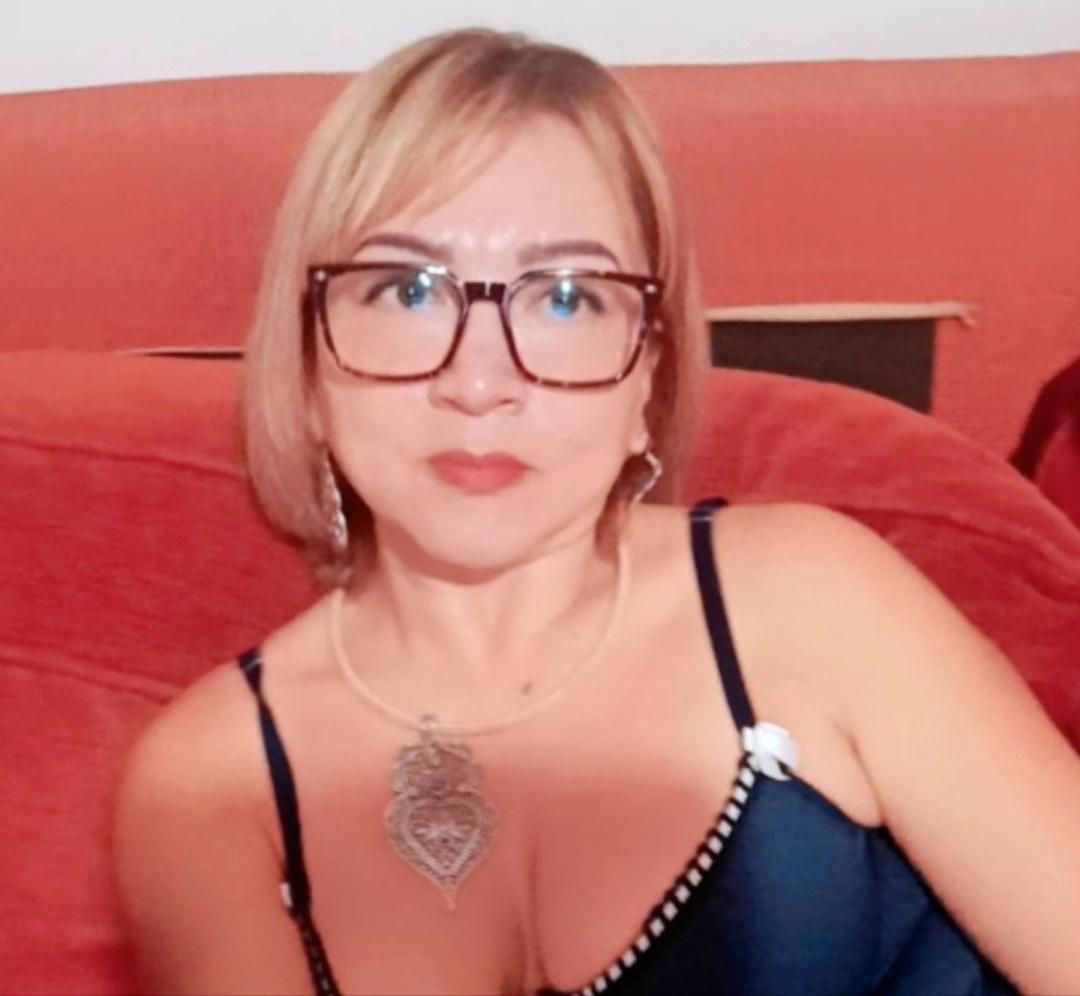 Chica busca chico en Pontevedra: 