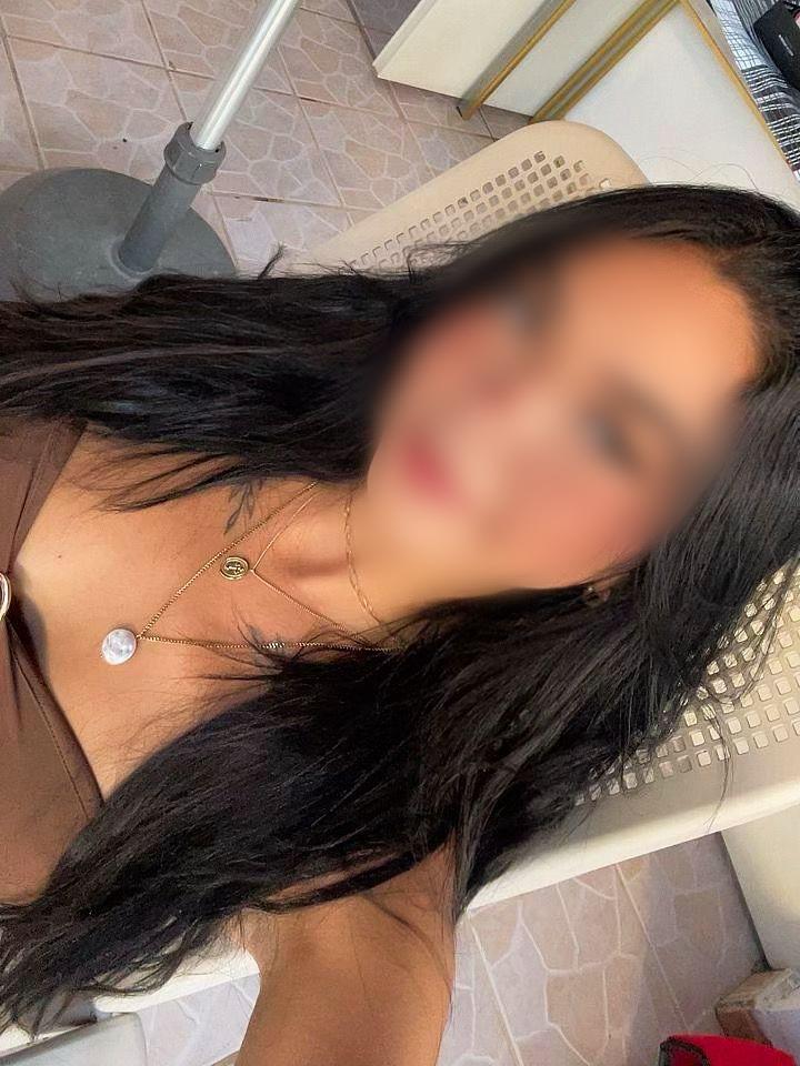 Chica busca chico en Tenerife: 