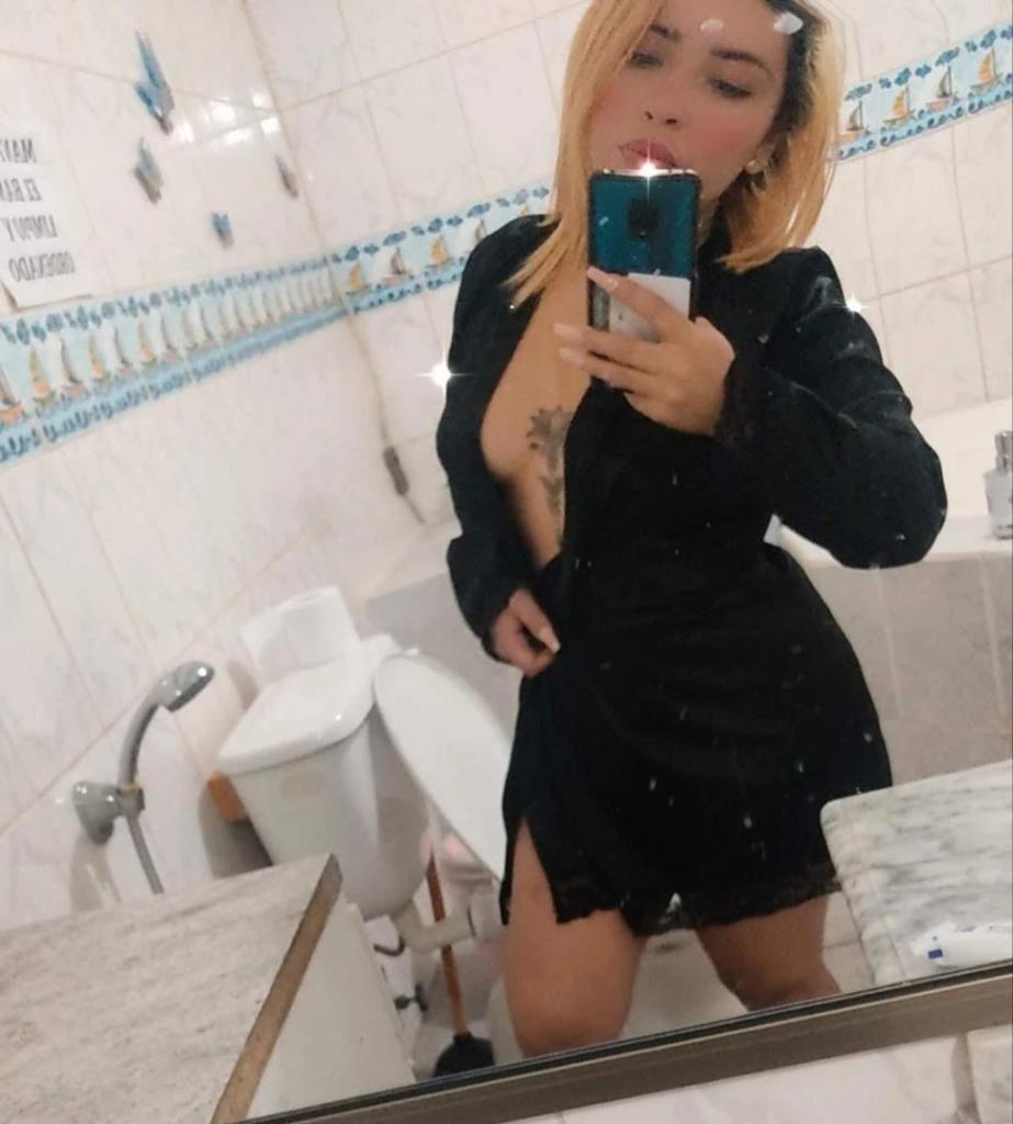 Chica busca chico en La Coruña: 