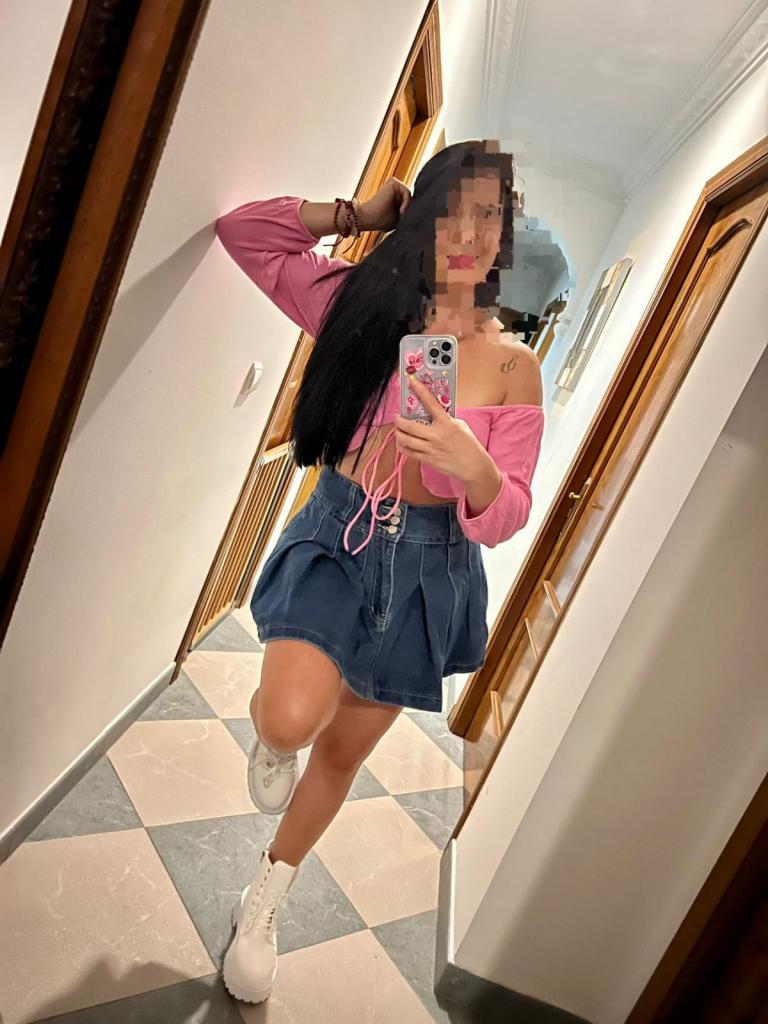 Chica busca chico en Granada: 
