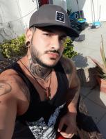 645567687: Chico busca chica en Sevilla