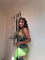 613477442: Chica busca chico en Málaga