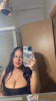 667299856: Chica busca chico en Sevilla