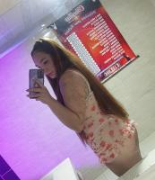 631086796: Chica busca chico en Barcelona