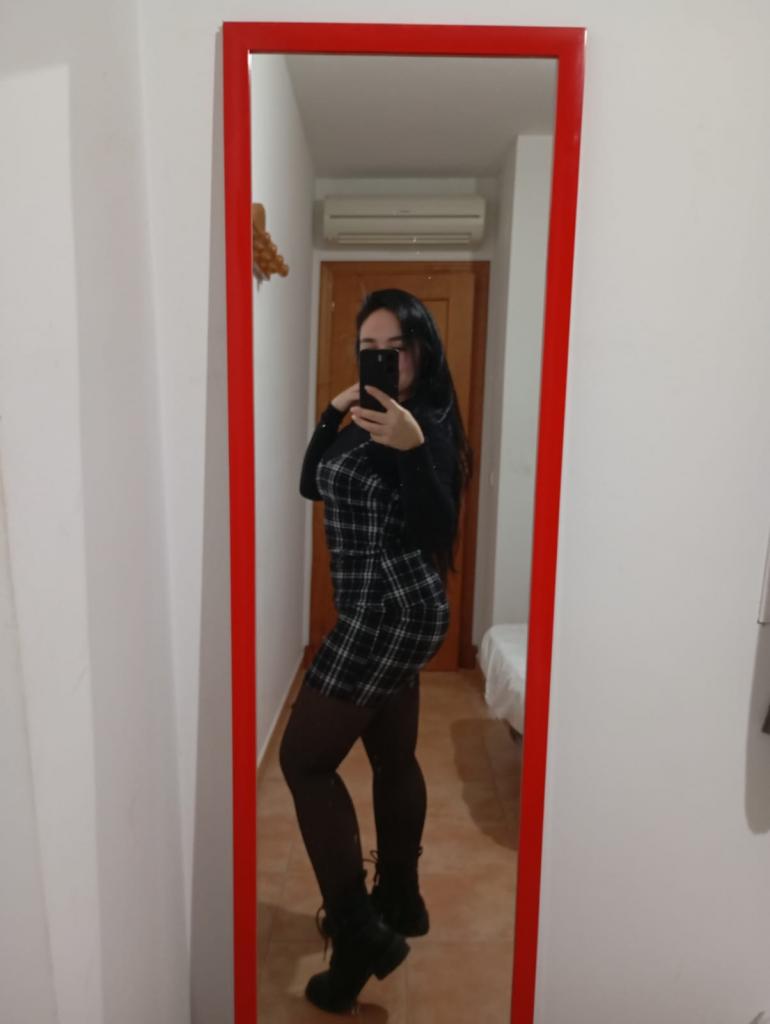 Chica busca chico en Tenerife: 