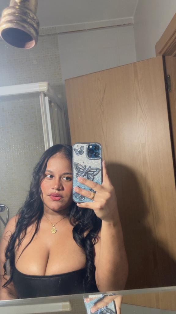 Chica busca chico en Sevilla: 