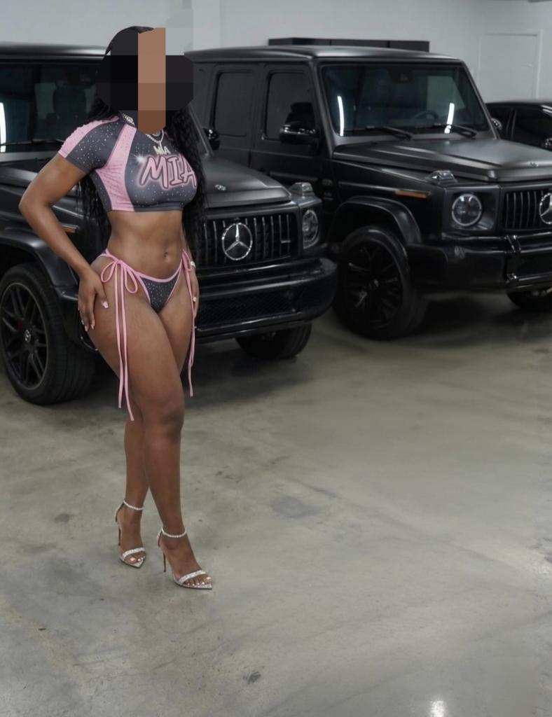 Chica busca chico en Toledo: Chica busca chico