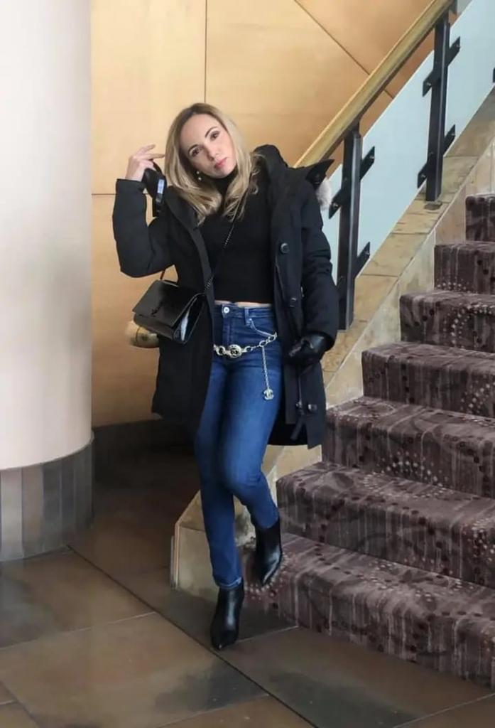 627168301: Chica busca chico en Cantabria