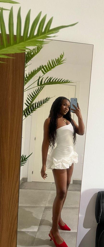 Chica busca chico en Sevilla: 