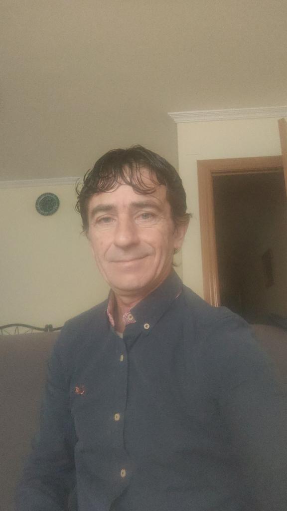 611002643: Chico busca chica en Ávila