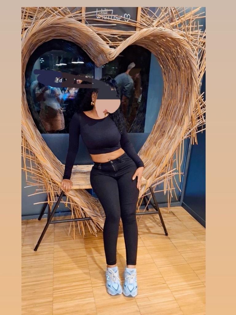 Chica busca chico en Sevilla: 