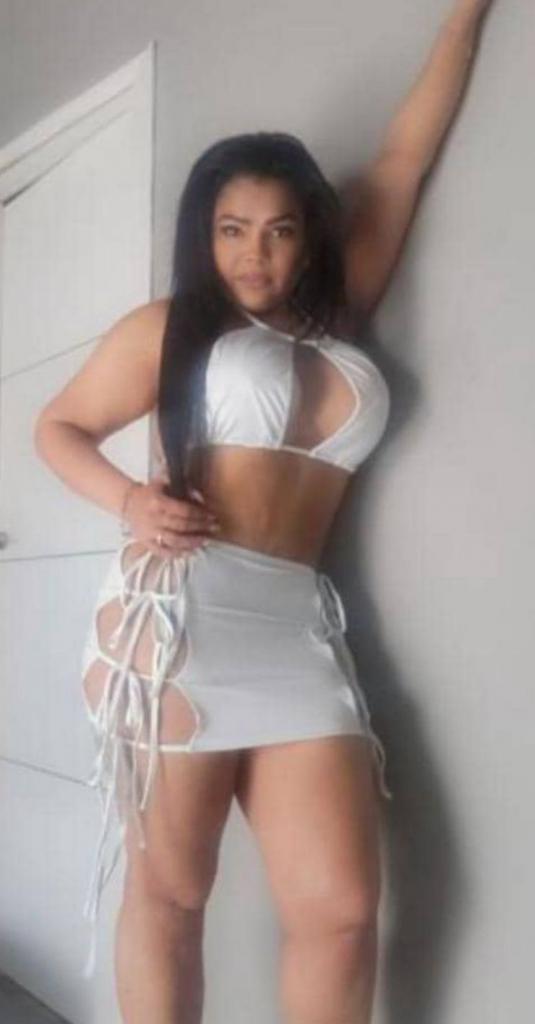 Chica busca chico en La Coruña: 