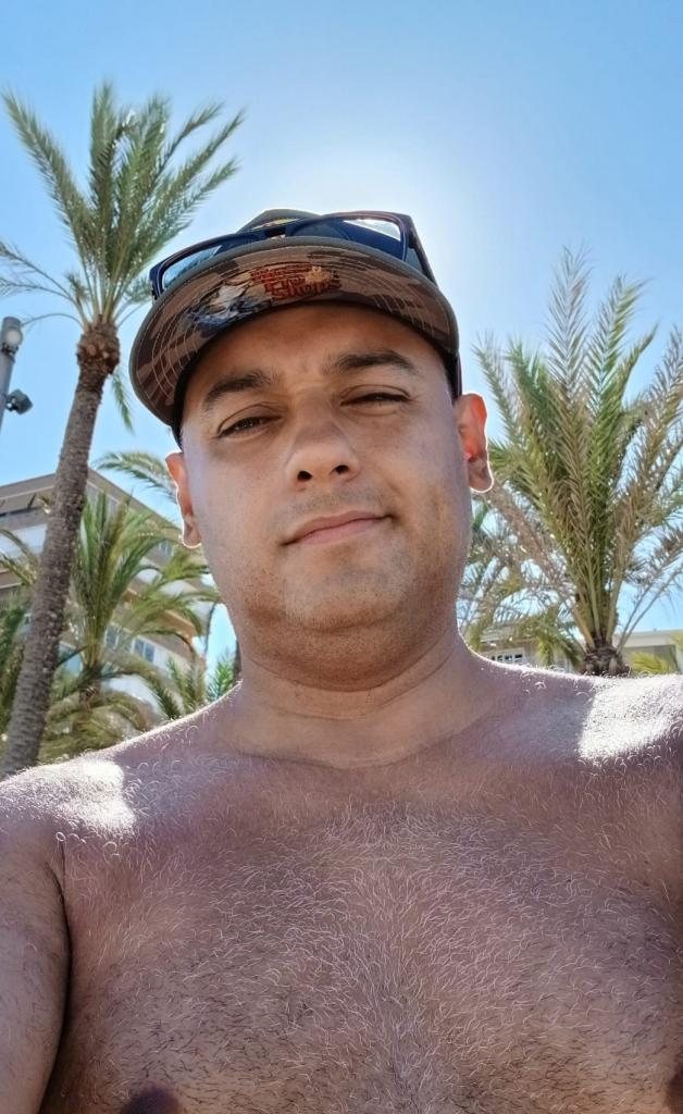 Chico busca chica en Murcia: 