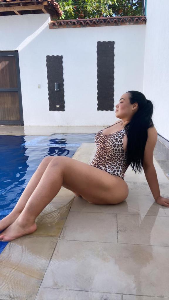 643025822: Chica busca chico en Murcia