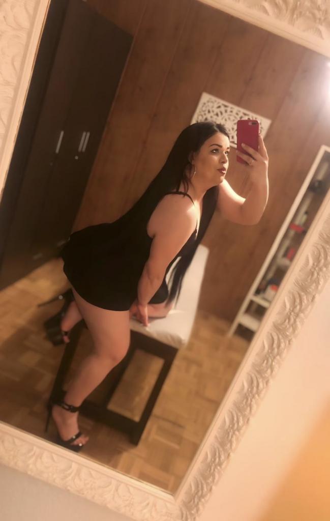 654229528: Transexual en Zamora