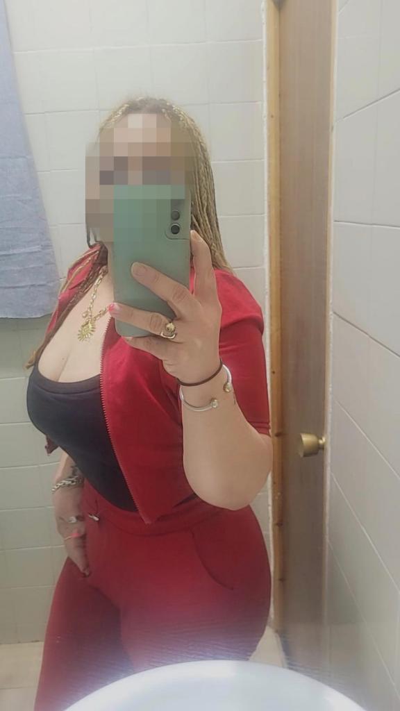 Chica busca chico en Cádiz: 