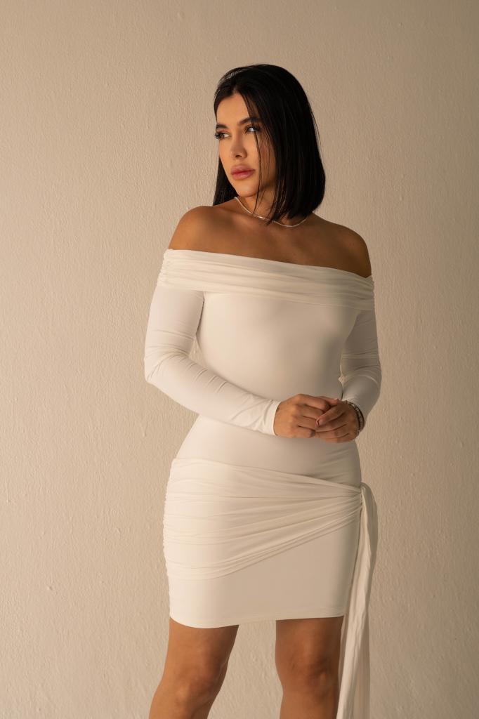 662236557: Chica busca chico en Madrid