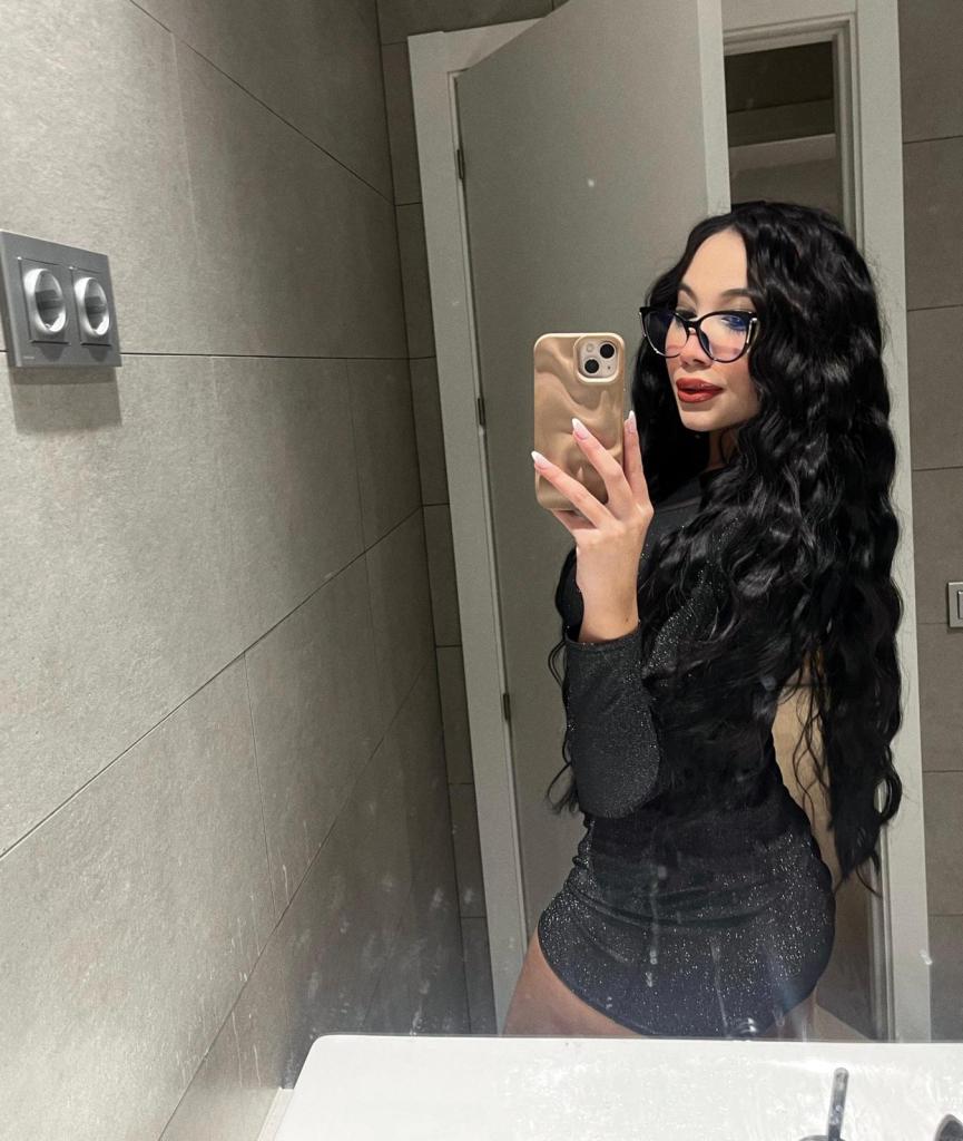 Chica busca chico en Mallorca: Chica busca chico