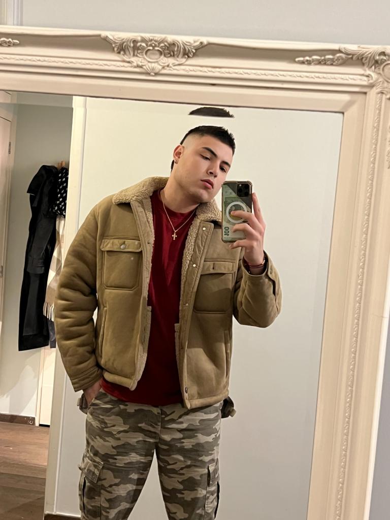 641784648: Chico busca chica en Burgos