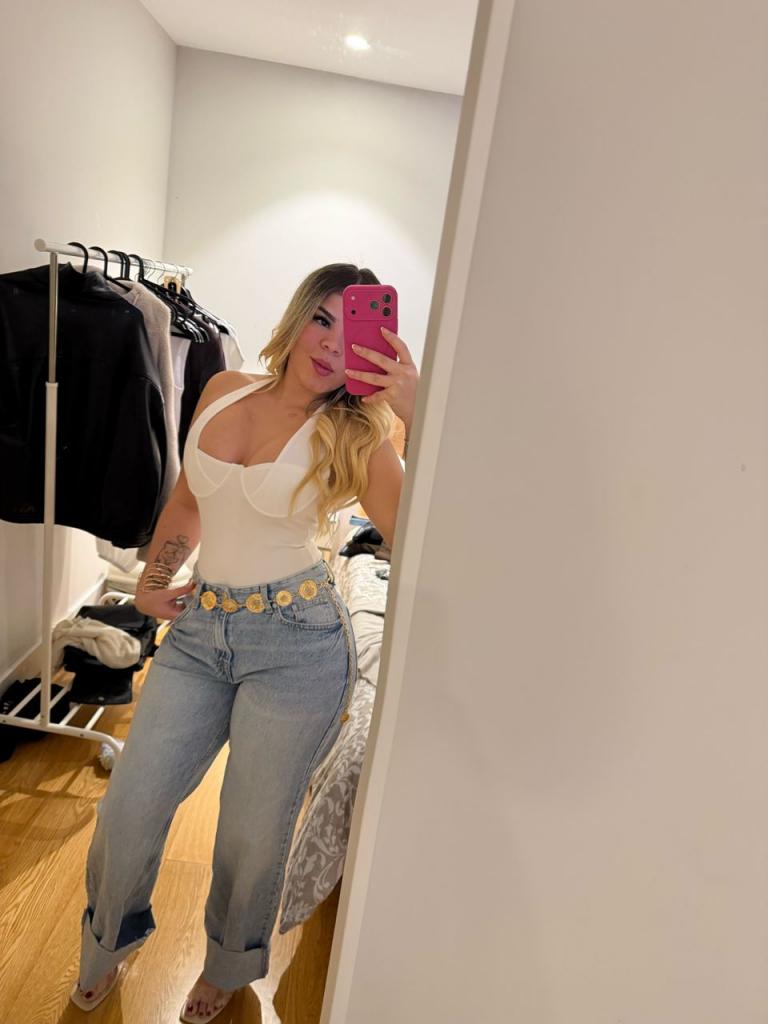 663077177: Chica busca chico en Asturias