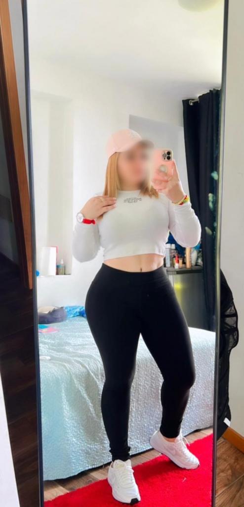 Chica busca chico en Granada: 