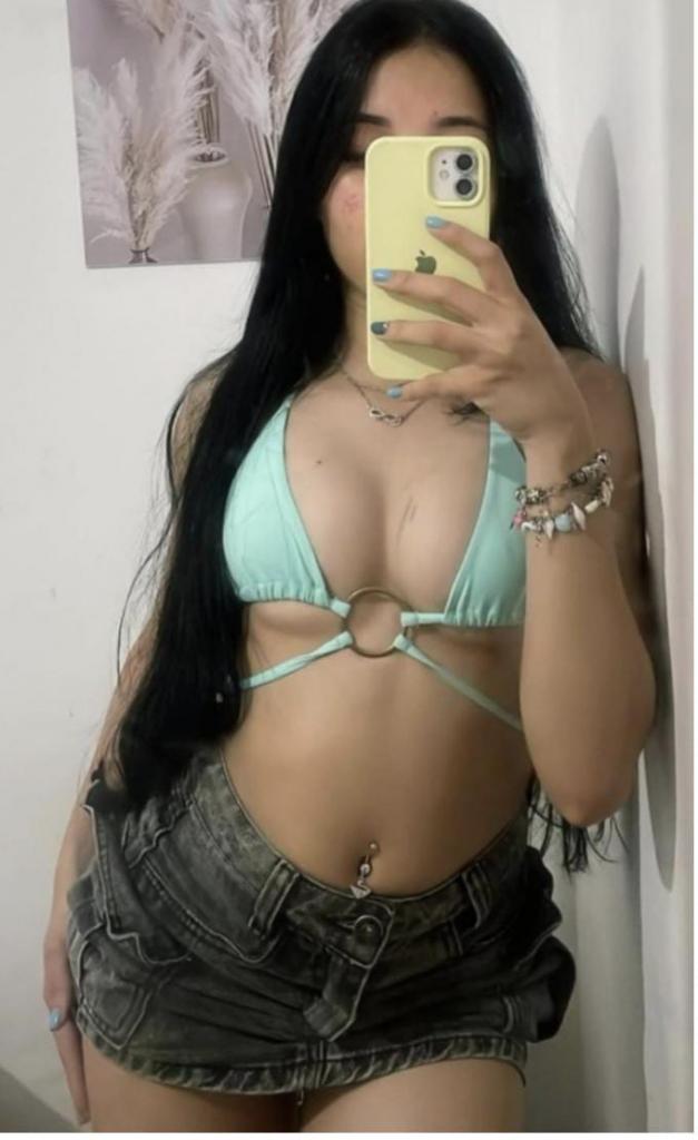 695323488: Chica busca chico en Cáceres