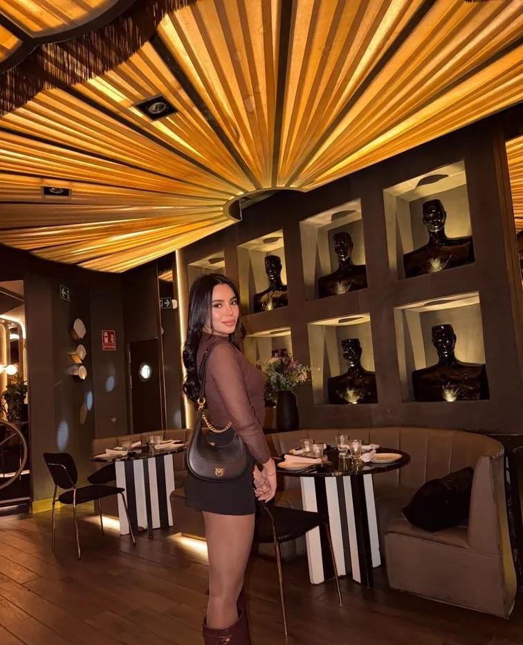 Chica busca chico en Granada: 