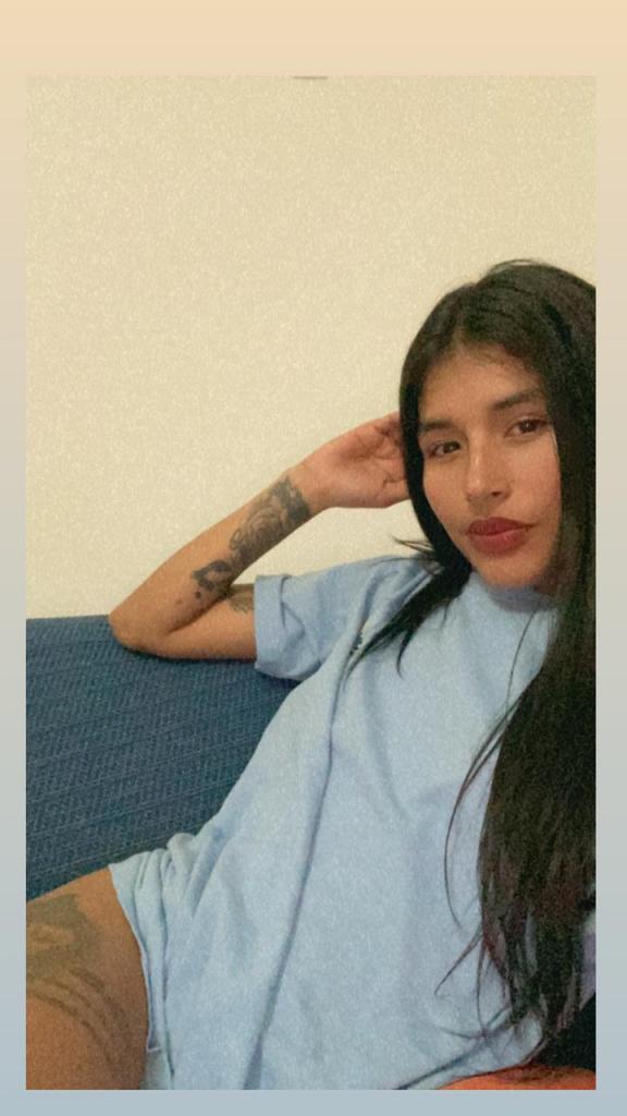 Chica busca chico en Almería: 