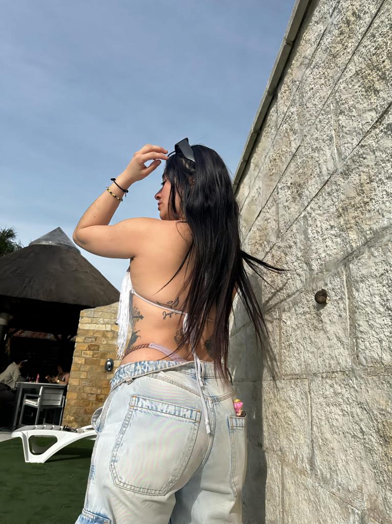 642889364: Chica busca chico en Madrid