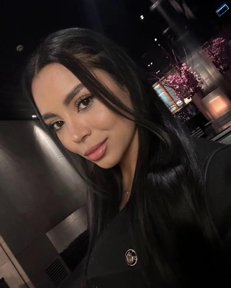 Chica busca chico en Granada: 