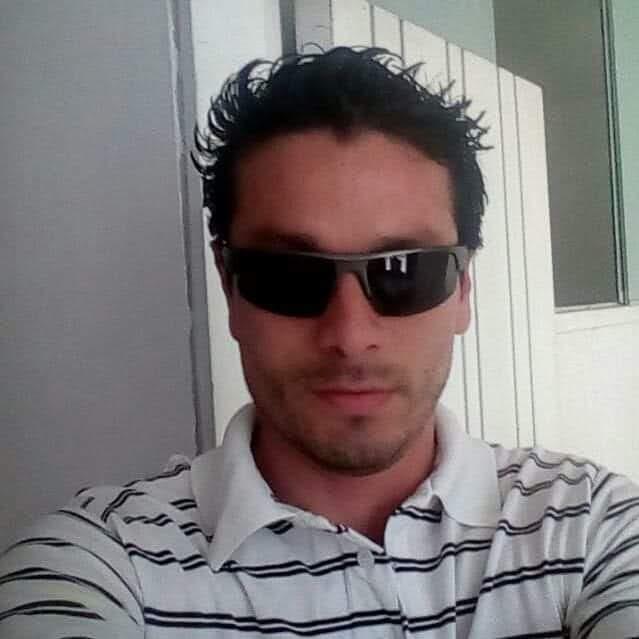 614924113: Chico busca chica en Barcelona