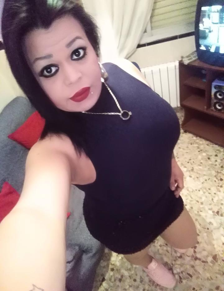 614699987: Travesti en Albacete