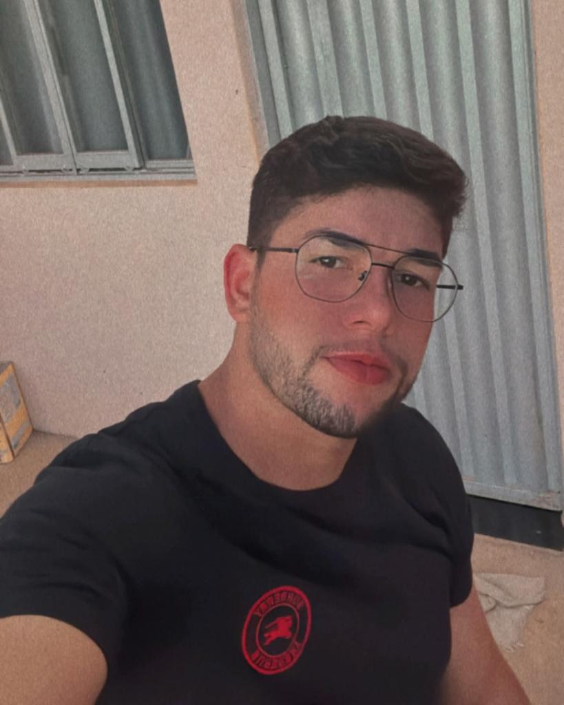 604149038: Chico busca chica en Toledo