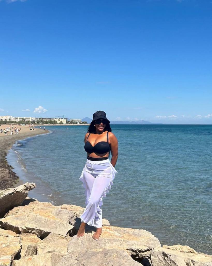 Chica busca chico en Cádiz: 