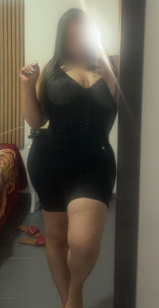 Chica busca chico en Granada: 