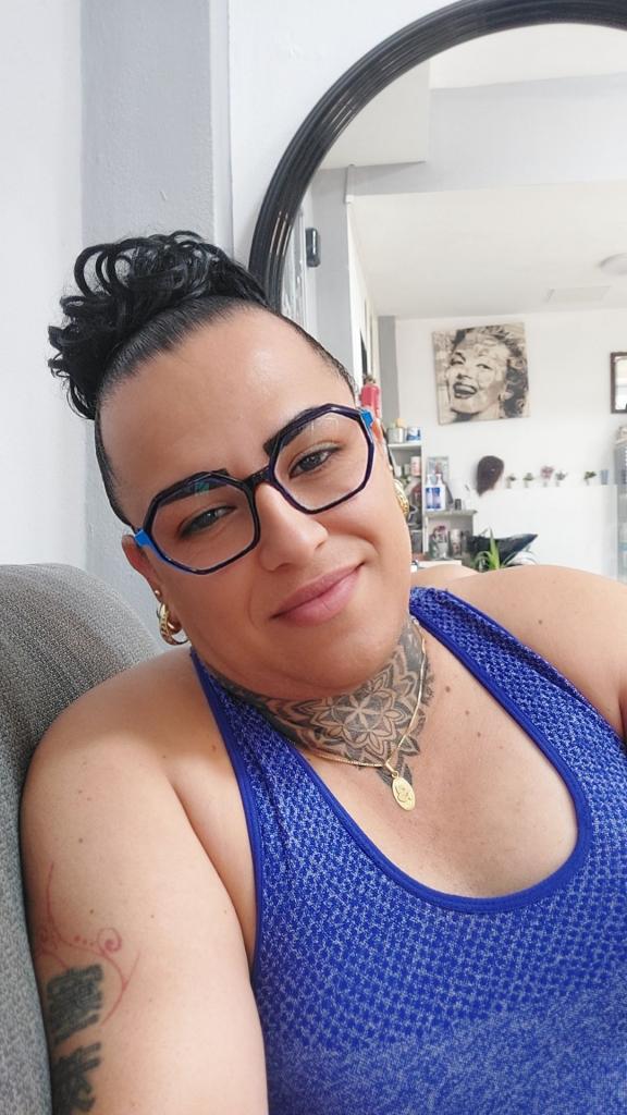 670497468: Transexual en Las Palmas