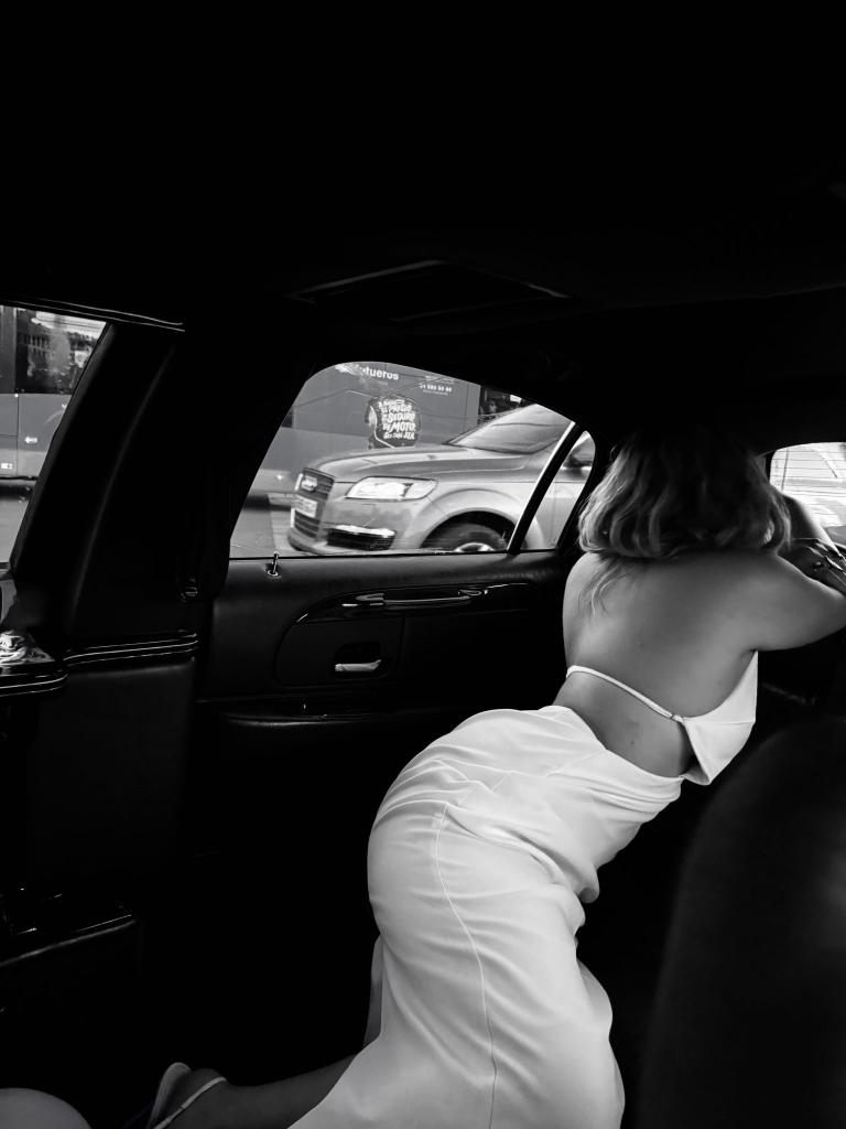 663715830: Chica busca chico en Madrid